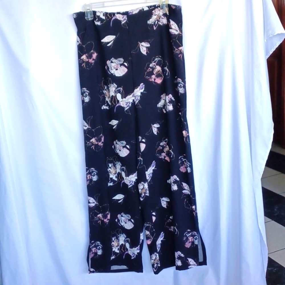JULES & LEOPOLD Black/Pink Floral Flowy Pants, Elastis Waistband, Sz M, Slit Leg - Picture 1 of 8